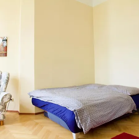 Apartment Ubytovani 1204 Na Ulici Krale Jiriho Karlovy Vary