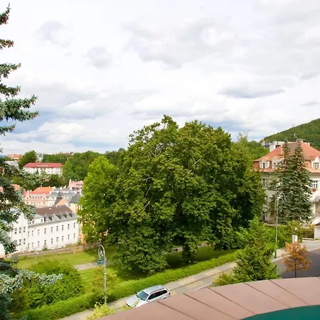 1204 Na Ulici Krále Jiřího Apartmán